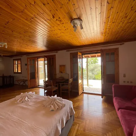 Beachfront Estate In Agios Isidoros Plomari Dış mekan fotoğraf
